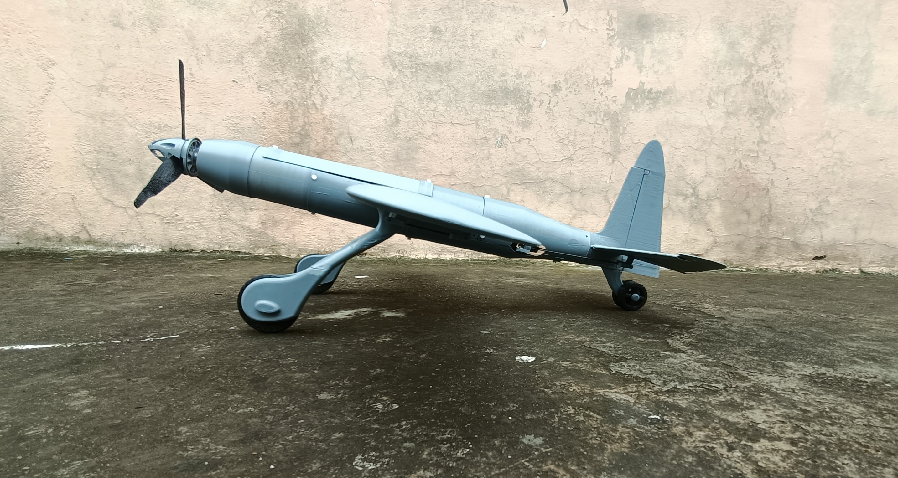 side photo of 3d printed plane